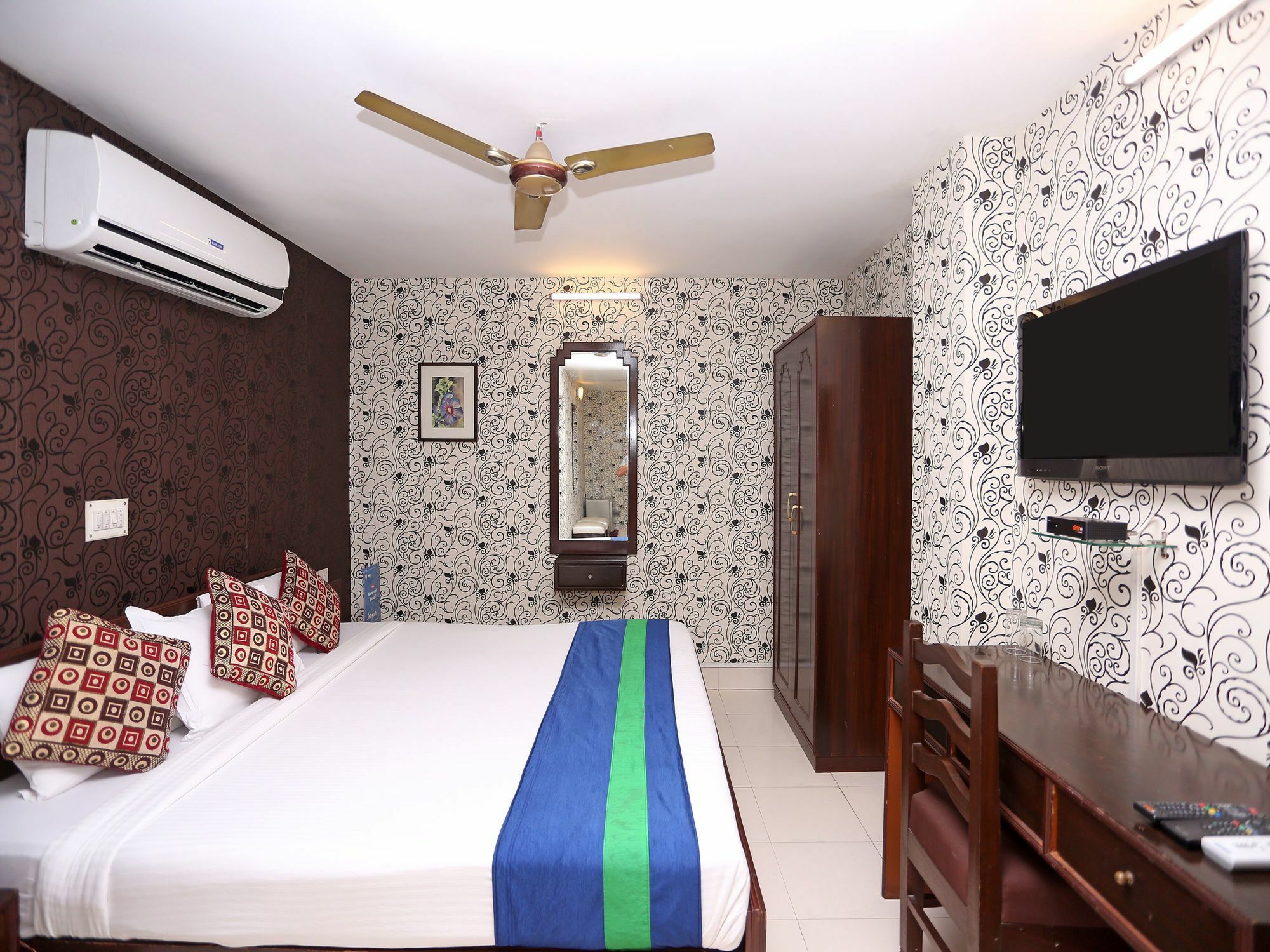 Oyo 1126 Hotel Bengal Inn Calcutta Buitenkant foto